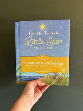 Hallmark Recordable Storybook - Twinkle, Twinkle, Little Star A bedtime Story!
